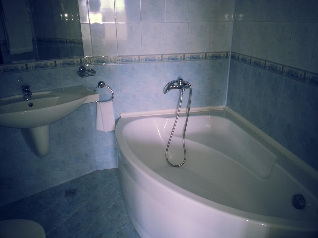 וליקו טורנובו Boliari Hotel חדר תמונה
