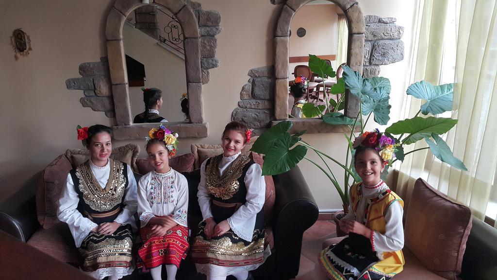 וליקו טורנובו Boliari Hotel מראה חיצוני תמונה
