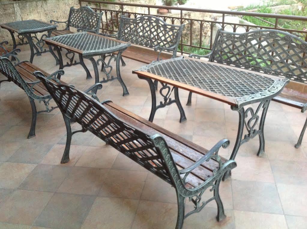 וליקו טורנובו Boliari Hotel מראה חיצוני תמונה